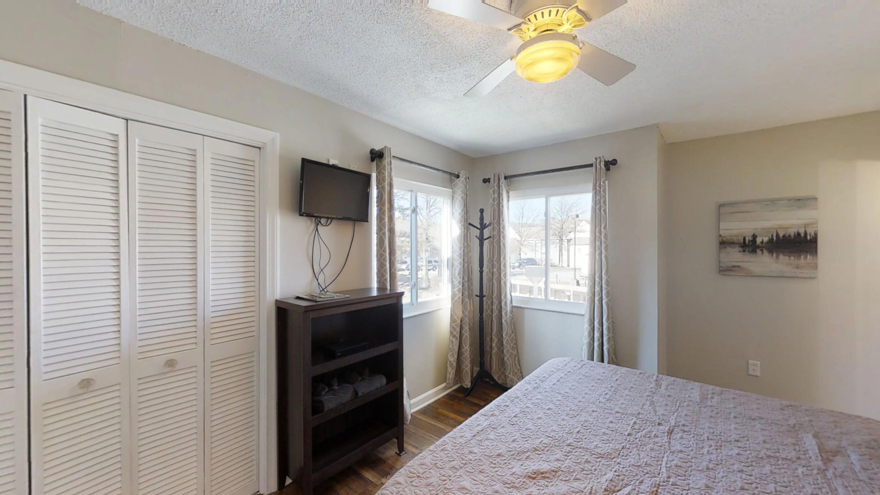 Condo, Multiple Beds, Balcony, Mountain View | 2 bedrooms, free WiFi