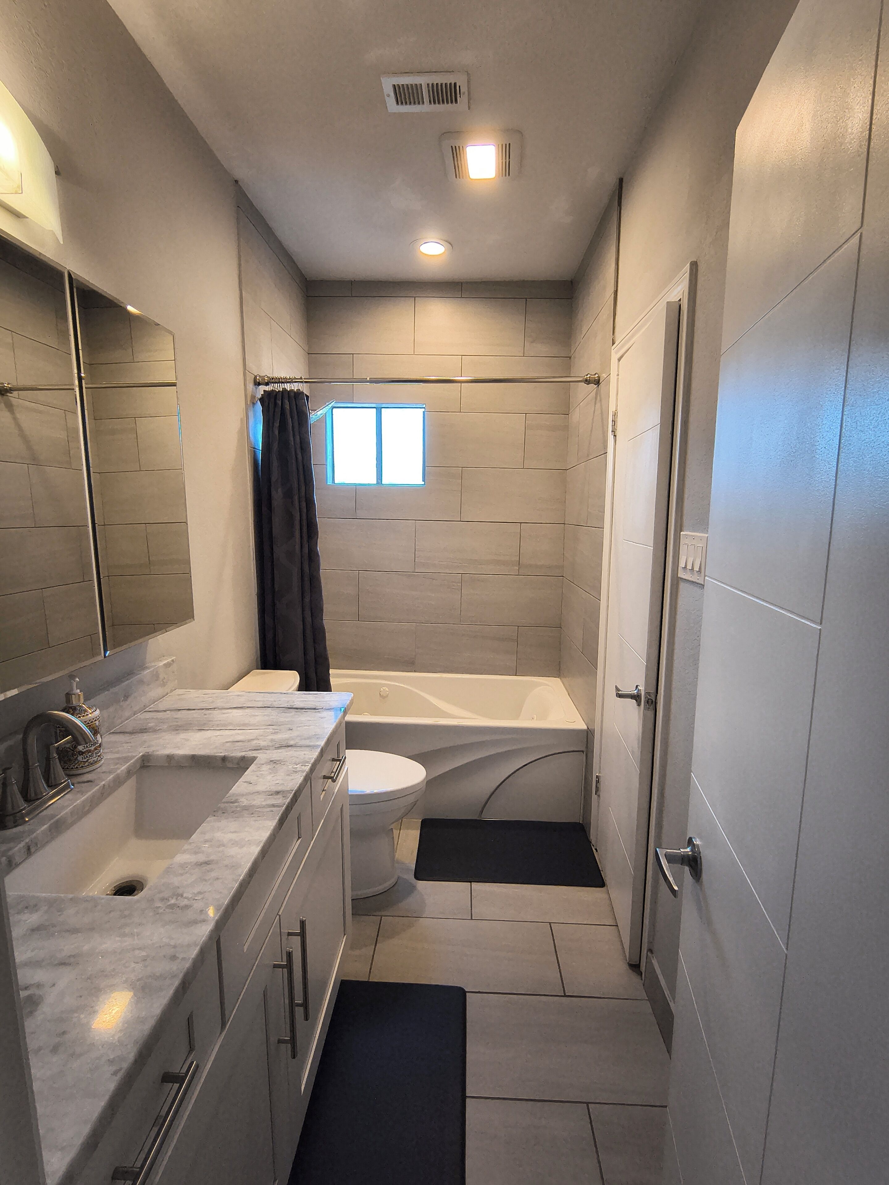Combined shower/tub, jetted tub, bidet