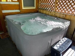 Property grounds - New Song (Sevierville)