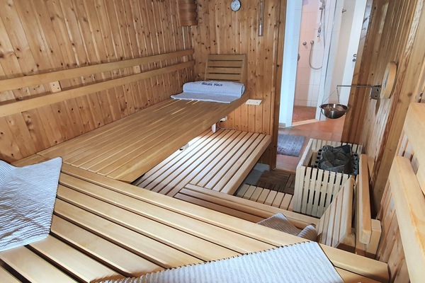 Finnische Sauna im Nachbarkhaus