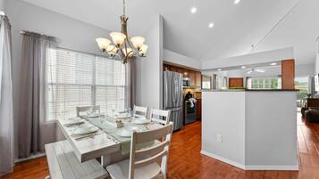 Condo, Multiple Beds, Kitchen, Golf View (The 12th Green View) | Dining