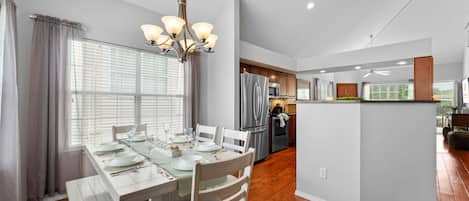 Condo, Multiple Beds, Kitchen, Golf View (The 12th Green View) | Dining