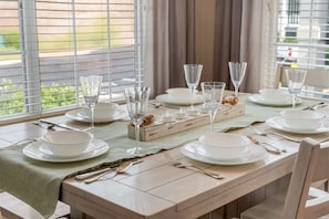 Dining - The 12th Green View (Branson)