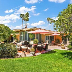 Terrace/patio - Indian Canyon Retreat (Palm Springs)