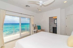 4 عدّة غرف نوم ومكتب ومكواة/لوح كي وسرير سفر