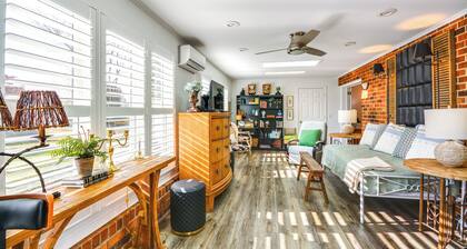 4 Mi to Dtwn: Spacious Suite in Mount Airy
