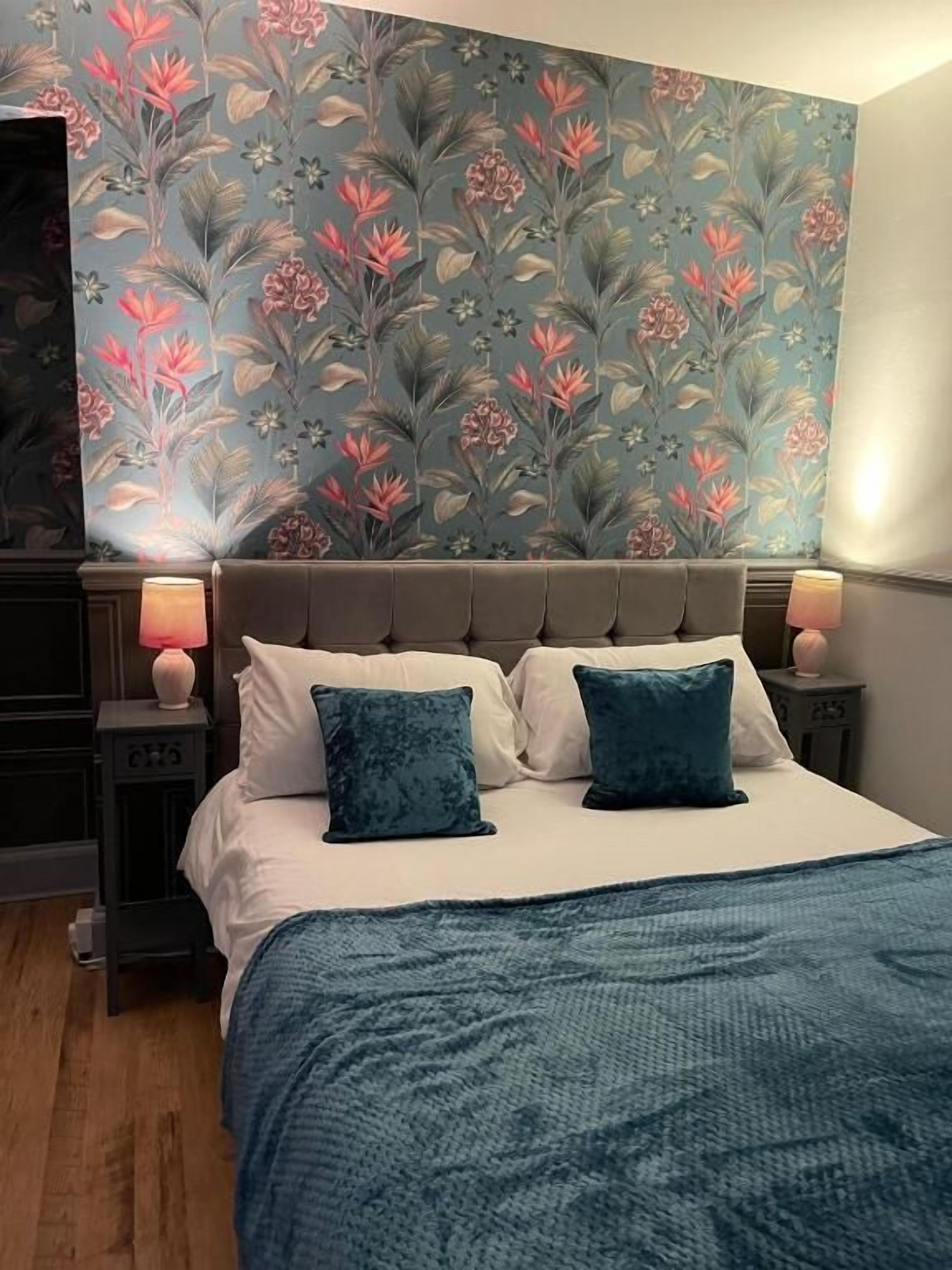 Habitación doble (Room 10) | Ropa de cama de alta calidad y camas con pillow-top 