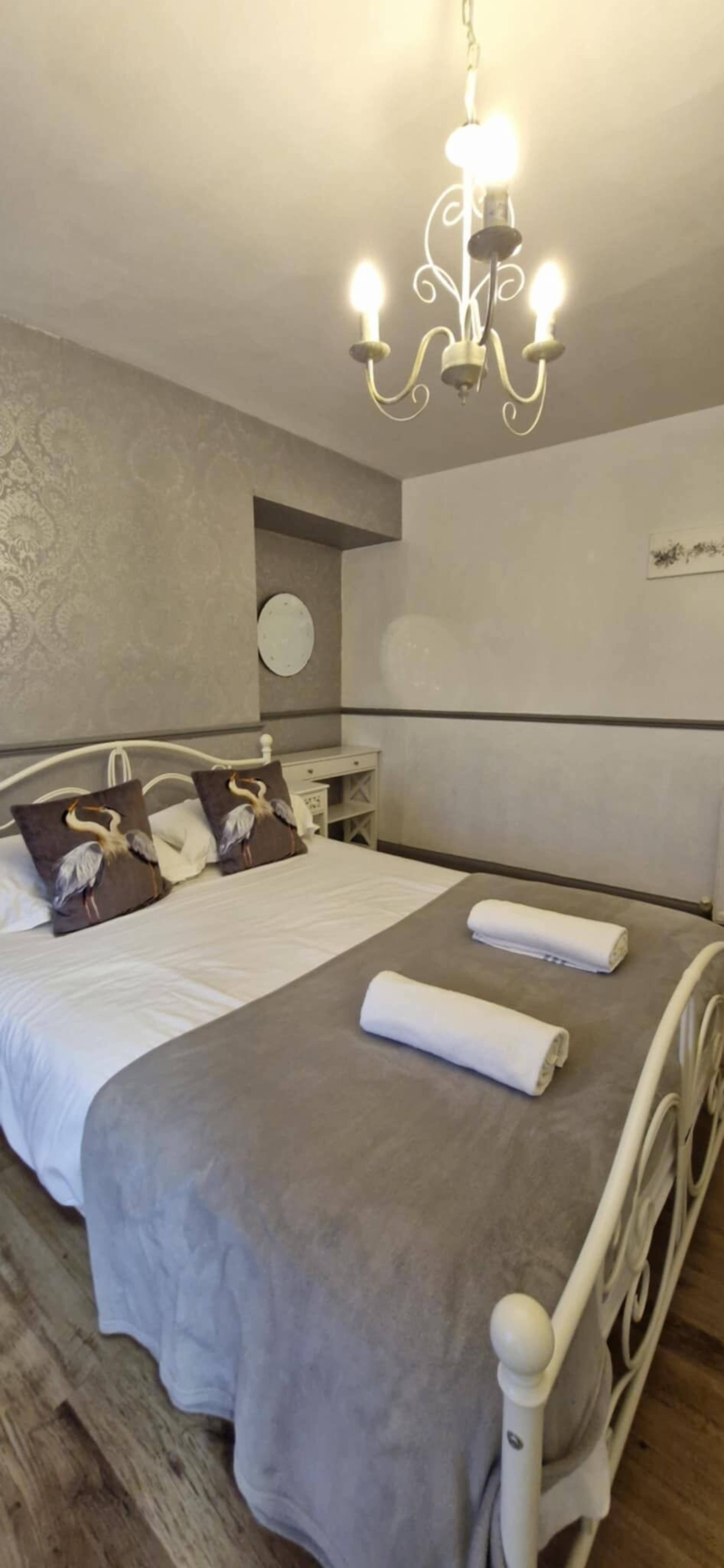Double Room (Room 9) | Premium bedding, pillowtop beds, individually decorated