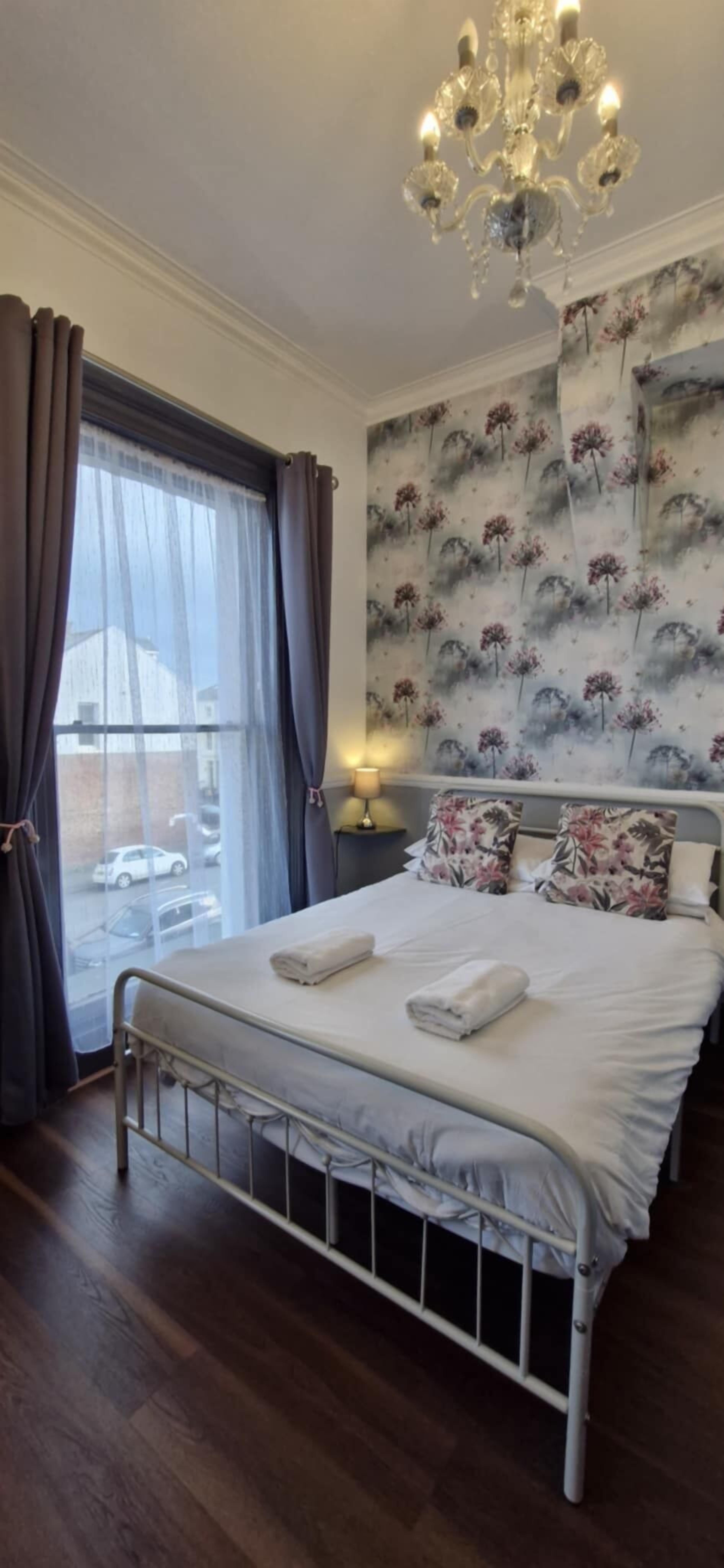 Habitación doble (Room 3) | Ropa de cama de alta calidad y camas con pillow-top 