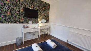 Deluxe Double Room (Room 1)