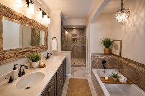 Shower, jetted bath, hair dryer, towels