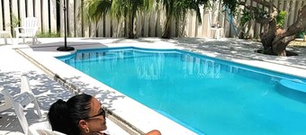 Private Comfortable Apartments 5min from Supermarket & Marina