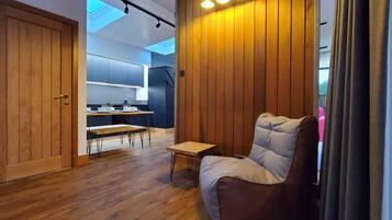 Studio, Multiple Beds | Interior