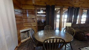 Cabin, Multiple Beds, Hot Tub, Mountain View | Dining