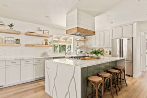 House, Multiple Beds, Patio, Mountain View (The Lilypad) | Private kitchen | Fridge, microwave, oven, stovetop - The Lilypad 2 Master Bedrooms Game Room (Lake Arrowhead)