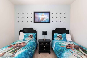 3 bedrooms, individually decorated, individually furnished, bed sheets - Moana's Hut Miles From World's Best Theme Parks! (Kissimmee)