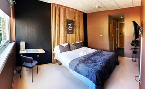 Free WiFi, bed sheets - Gjøvik Overnatting AS (Gjovik)