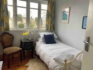 4 Schlafzimmer, Bügeleisen/Bügelbrett, WLAN, Bettwäsche