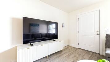 Televisie en een kantoor