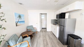 Interior - MySunsetView 6 Unit 4 Studio w kitchenette (Indian Rocks Beach)