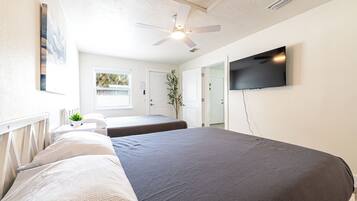 2 bedrooms, iron/ironing board, travel crib, free WiFi