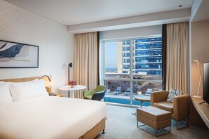 Standard Room, 1 King Bed | Premium bedding, down duvets, memory-foam beds, in-room safe