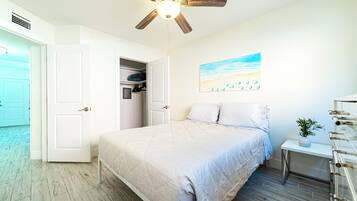 2 bedrooms, iron/ironing board, travel cot, free WiFi