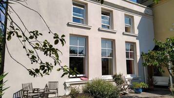 Apartment | Exterior