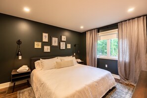 6 多间卧室、免费 WiFi、床单