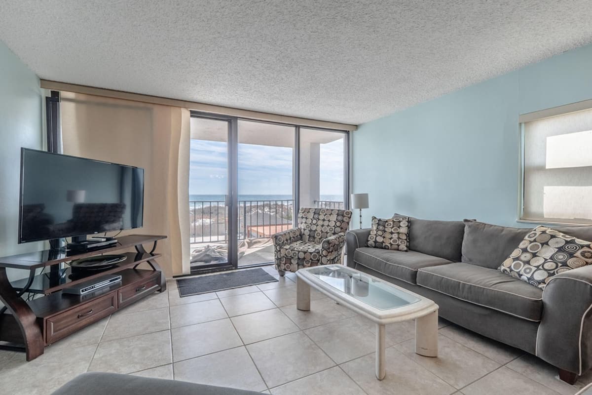 Condo, 3 habitaciones | Sala de estar