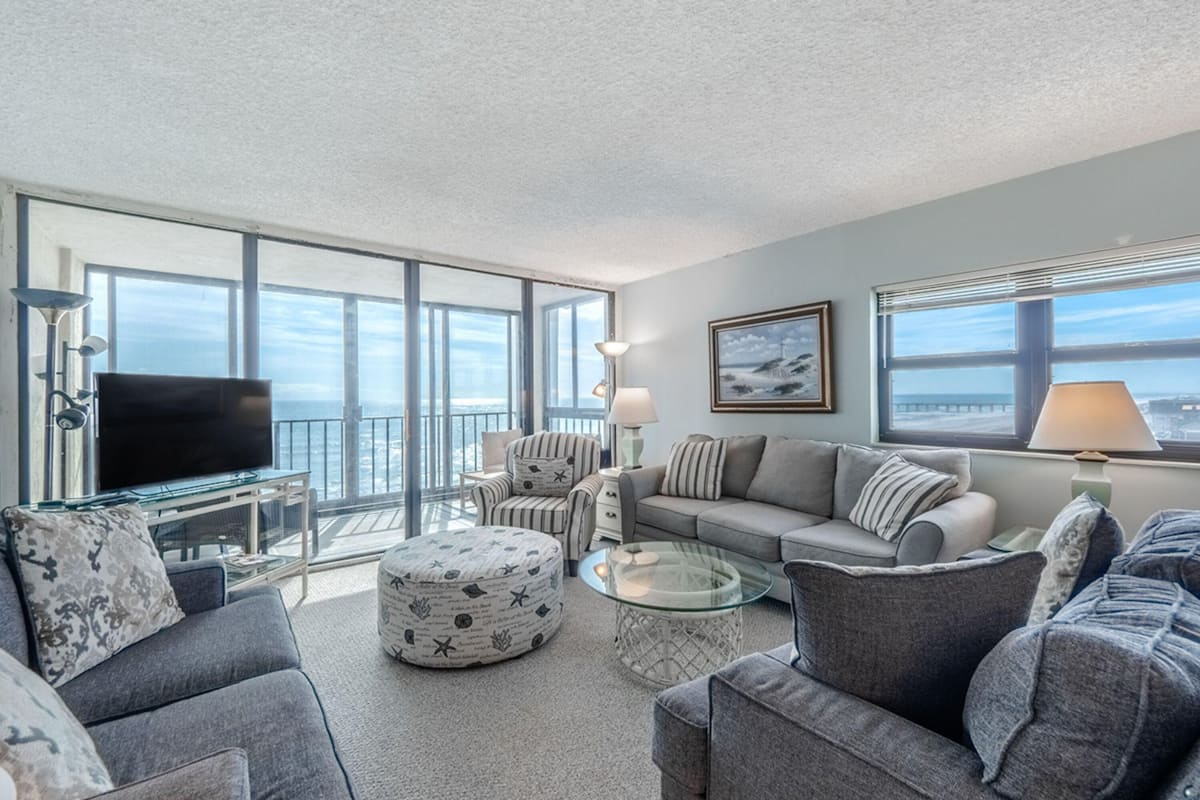 Cabin, 3 Bedrooms | Living room