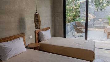 5 bedrooms, iron/ironing board, free WiFi, bed sheets