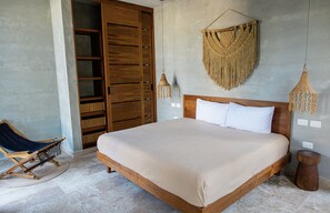 5 bedrooms, iron/ironing board, free WiFi, bed sheets - Chic Villa 1 mi from Beach & Centro Tulum (Q.R.)