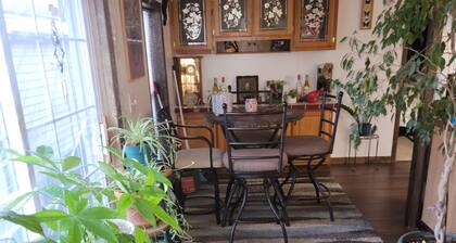 Cozy Nest close to Scenic Bellevue Iowa also hot spots in Dubuque Iowa to casino