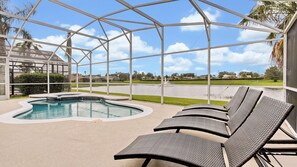 Alberca al aire libre 