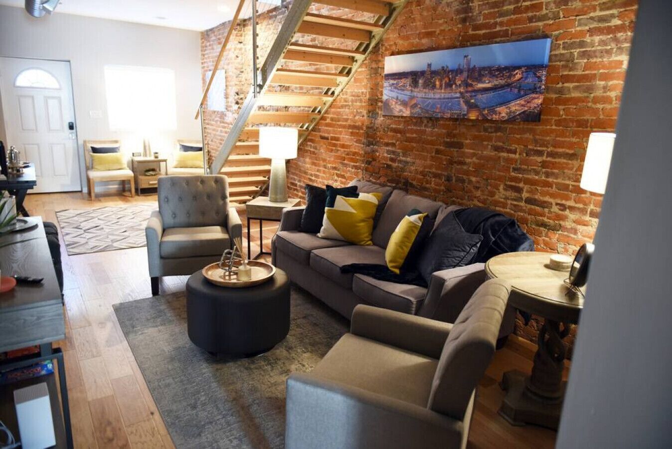 Smart-TV, Netflix, strømmetjenester og stereoanlegg