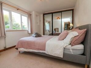 4 chambres, décor unique, ameublement unique, accès au Wi-Fi (inclus)