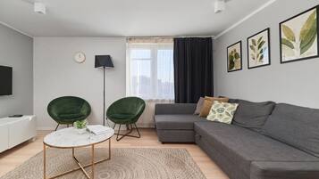 Apartment, 1 Bedroom, Kitchen | Living room