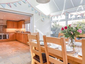 Dining - Welsummer (Salcombe)