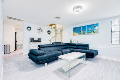 Enchanting and dog-friendly home near the beach with hot tub and enclosed yard