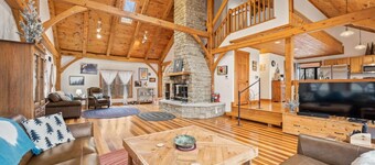 8 Does a Dancin` Cabin