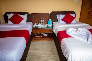Standard Double or Twin Room | Desk, soundproofing, free WiFi - Hotel Yatri (Pokhara)