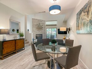 Dining - Arroyo Madera 156 Townhome by Casago (Scottsdale)