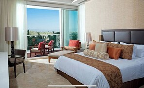1 bedroom, in-room safe, WiFi, bed sheets