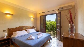 1 chambre, lit parapluie, draps fournis