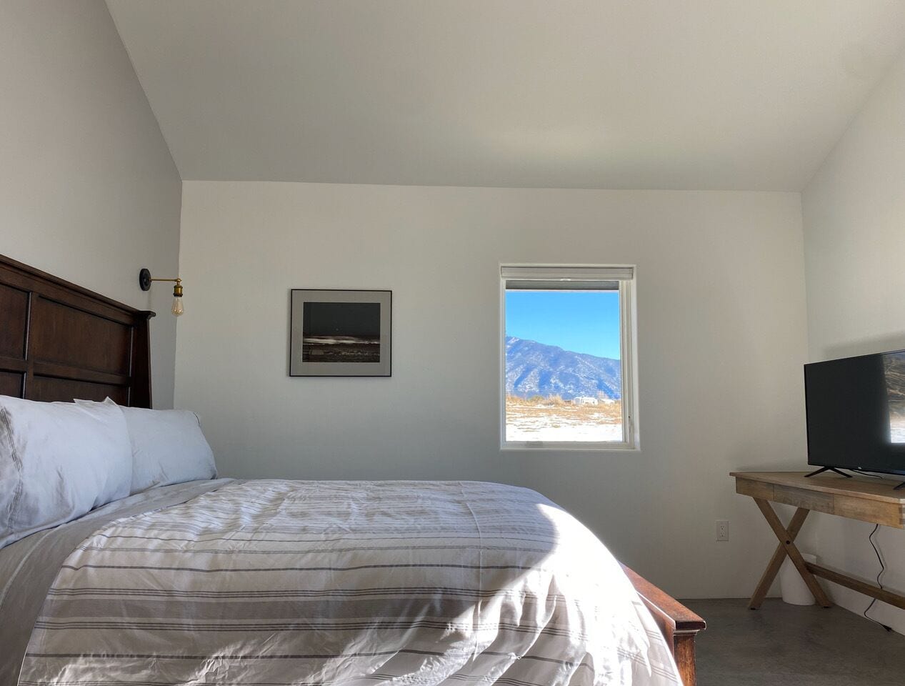New Home Near Ski Valley and Arroyo Seco