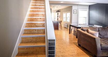 Downtown Getaway - 3 Bedrooms, 2.5 Baths