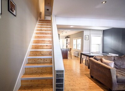 Downtown Getaway - 3 Bedrooms, 2.5 Baths