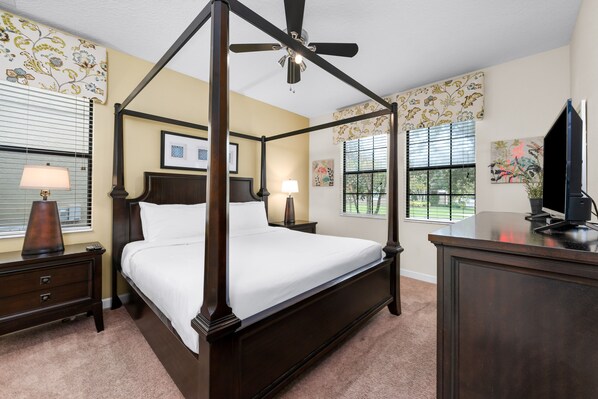 6 Schlafzimmer, Bügeleisen/Bügelbrett, WLAN, Bettwäsche