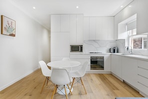 Apartment | Living area - Beach Breeze on Ben Buckler (North Bondi)